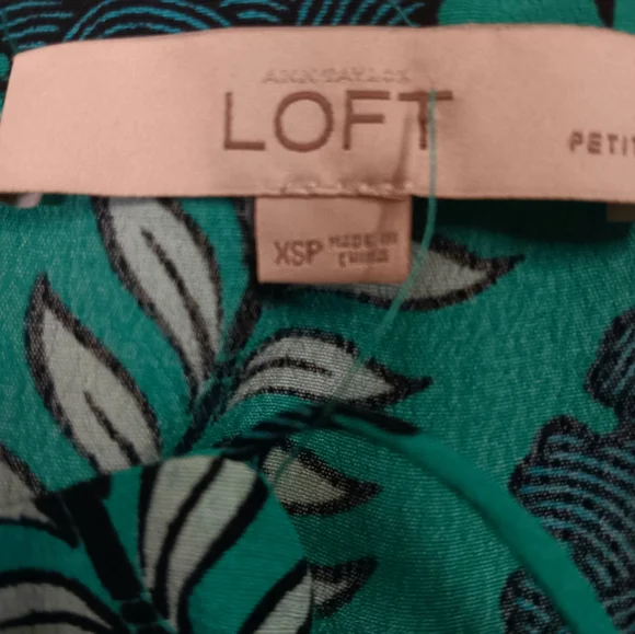 Loft Sleeveless blouse - Picture 2 of 4